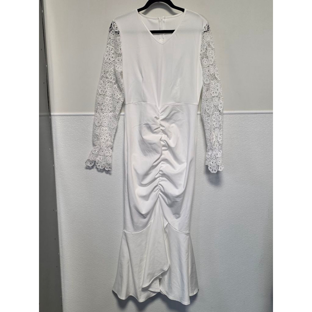 Womens White Lace Long‎ Sleeve Mermaid Dress Stretchy fits like a Large